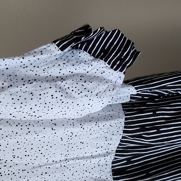 Women's Flutter midi shirt dress - size medium - Picture 3 of 8